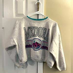 Vintage Cropped Sweatshirt